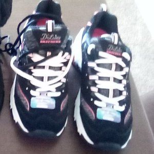 Tennis shoes sketches 7 or 8